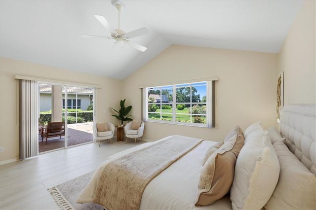 8006 BOBCAT CIRCLE, Sarasota, FL 34238
