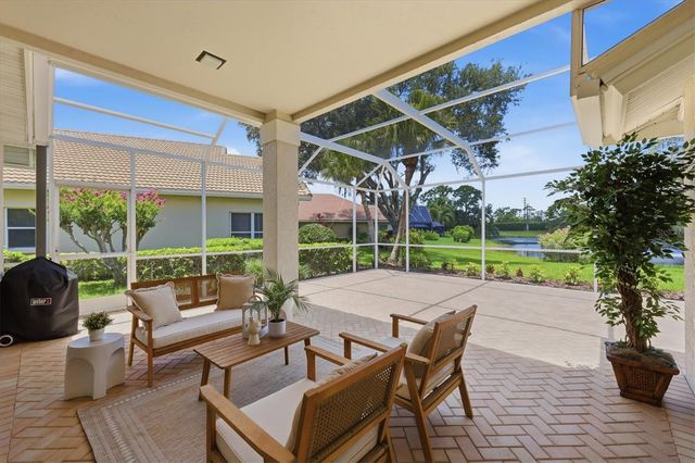 8006 BOBCAT CIRCLE, Sarasota, FL 34238