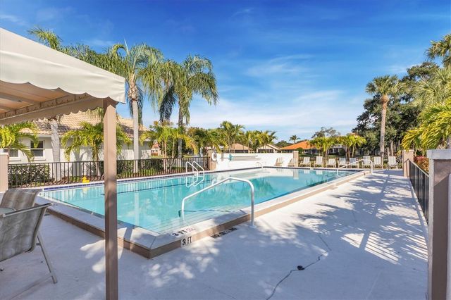 8006 BOBCAT CIRCLE, Sarasota, FL 34238