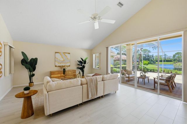 8006 BOBCAT CIRCLE, Sarasota, FL 34238