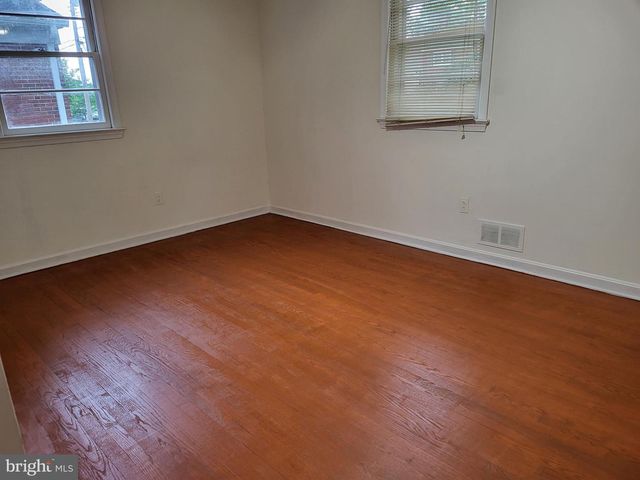 5900 ARBROATH DR, Clinton, MD 20735