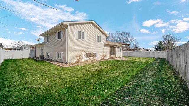 3237 Atlanta Court, Portage, IN 46368