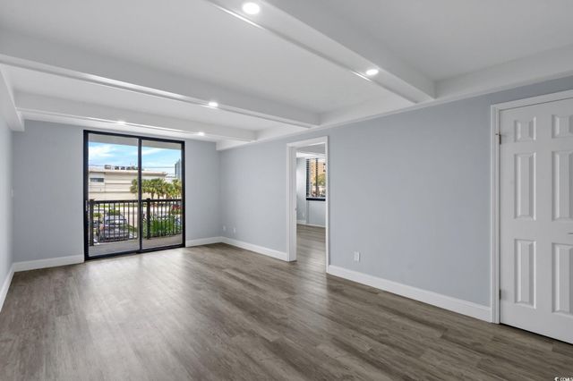 601 Mitchell Dr Apt 207, Myrtle Beach, SC 29577