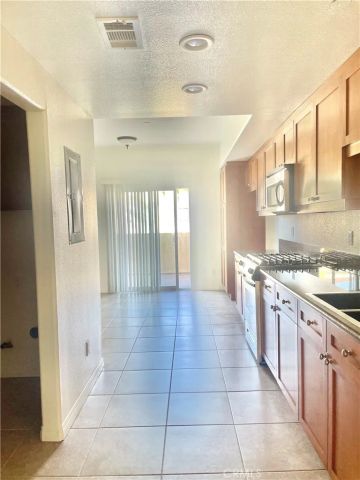 17168 Newhope 222, Fountain Valley, CA 92708