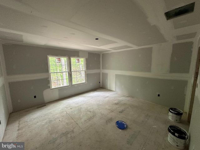 210 BEAVER TRL, Winchester, VA 22602