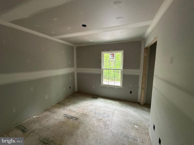 210 BEAVER TRL, Winchester, VA 22602