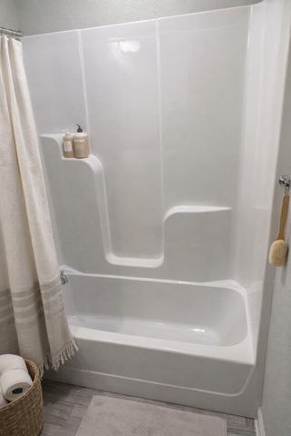 7133 Leisure Street, Navarre, FL 32566