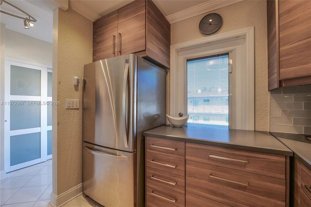 5171 W Oakland Park Blvd 309, Lauderdale Lakes, FL 33313