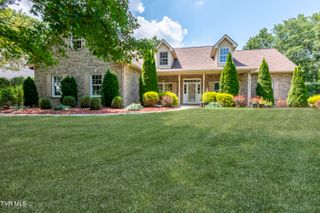 1005 Whittling Wood Drive, Johnson City, TN 37601