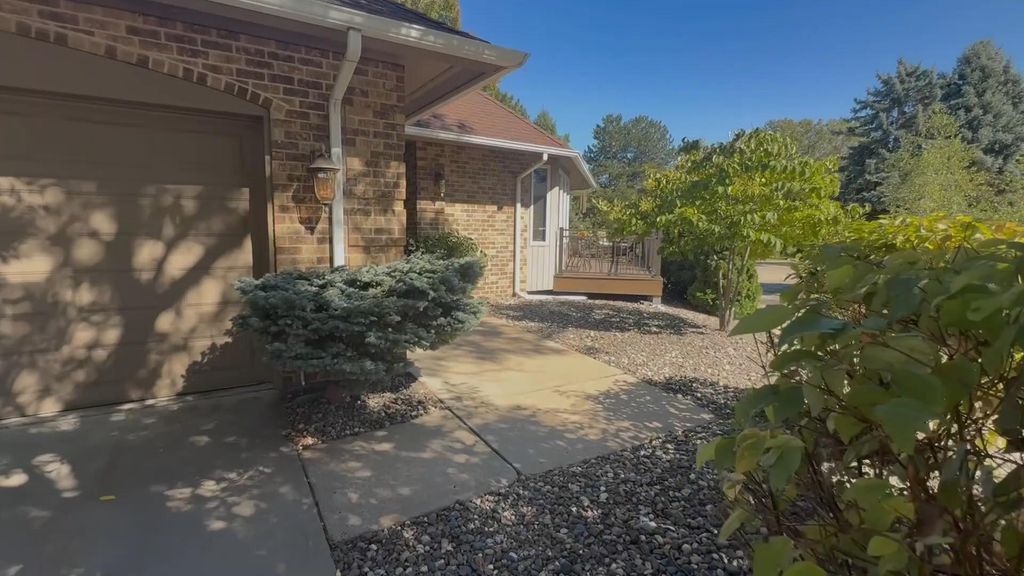 2185 Ferris Lane 47, Roseville, MN 55113 — exterior