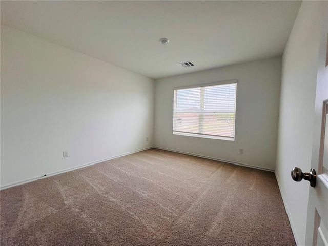 604 Hillsboro Drive, Noble, OK 73068