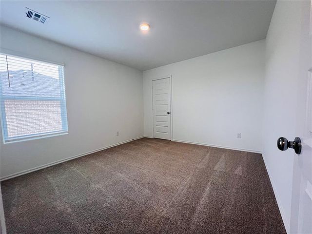 604 Hillsboro Drive, Noble, OK 73068