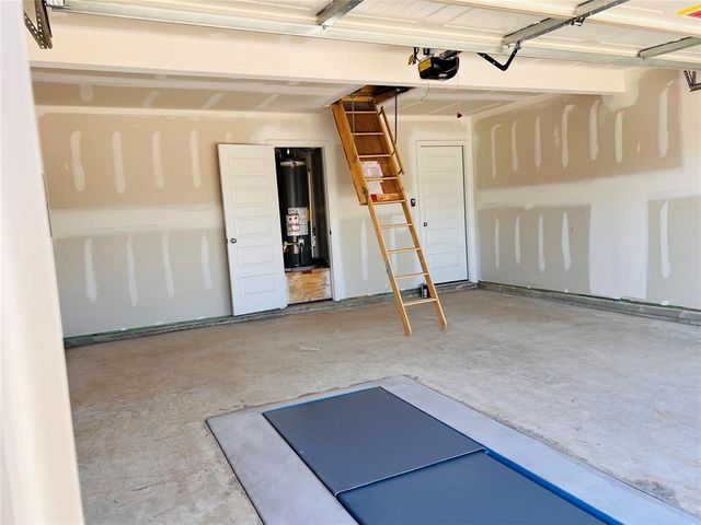 604 Hillsboro Drive, Noble, OK 73068