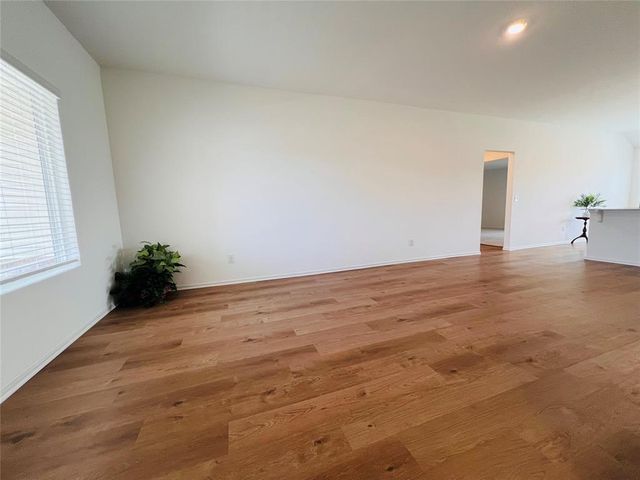 604 Hillsboro Drive, Noble, OK 73068