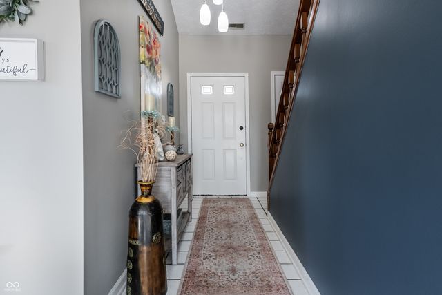 5834 Cross Bridge Circle, Plainfield, IN 46168