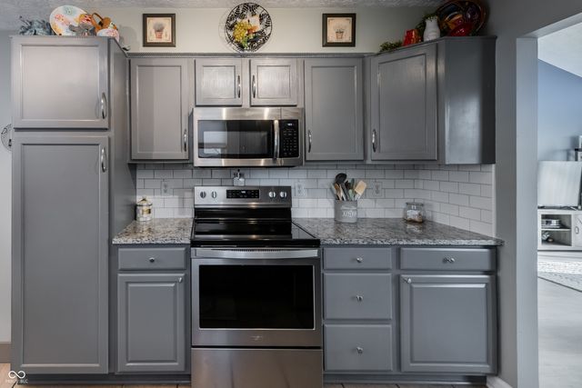 5834 Cross Bridge Circle, Plainfield, IN 46168