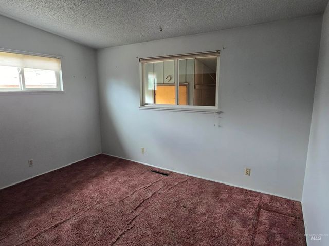 1979 Sherry Dr, Twin Falls, ID 83301