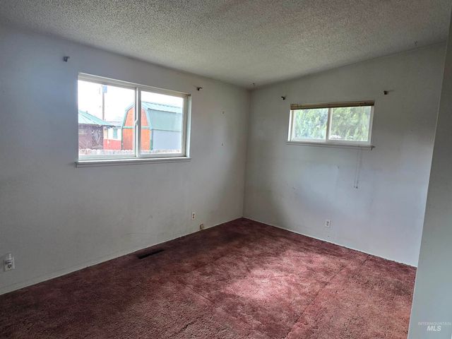 1979 Sherry Dr, Twin Falls, ID 83301