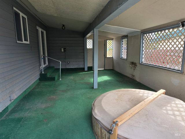 1979 Sherry Dr, Twin Falls, ID 83301