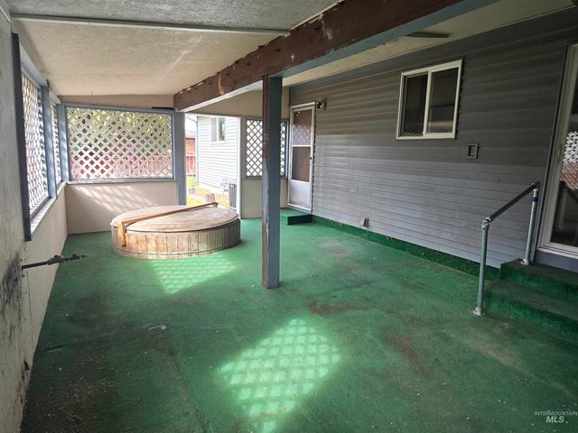 1979 Sherry Dr, Twin Falls, ID 83301