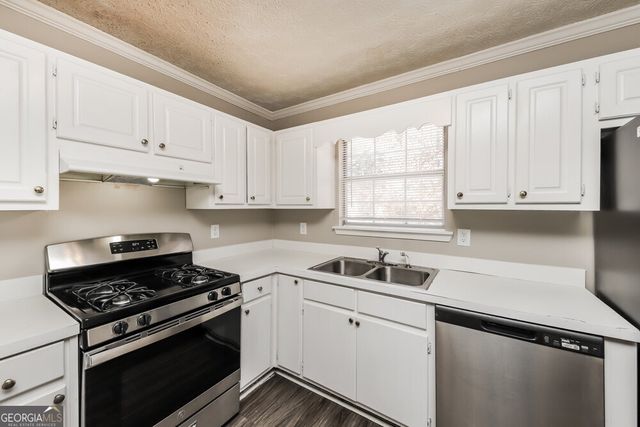 208 Park Place Court, Douglasville, GA 30134