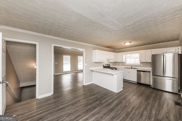 208 Park Place Court, Douglasville, GA 30134