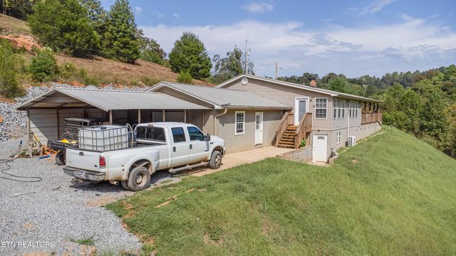 1418 Gulley River Rd, Harrogate, TN 37752
