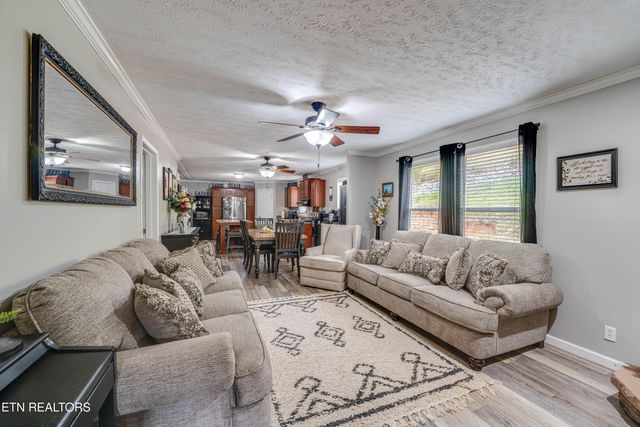 1418 Gulley River Rd, Harrogate, TN 37752