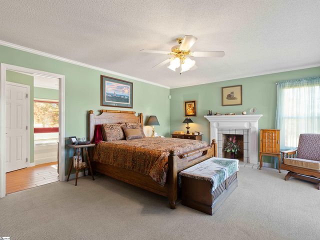 5981 Highway 357, Campobello, SC 29322