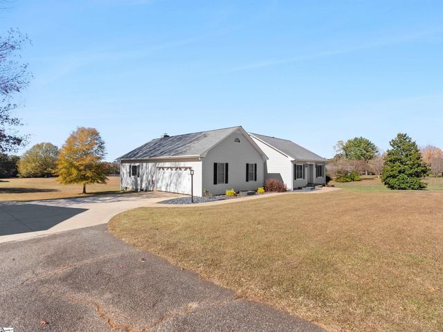 5981 Highway 357, Campobello, SC 29322