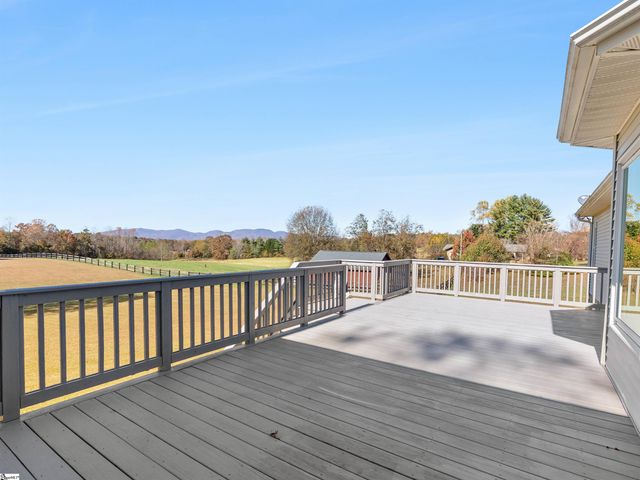 5981 Highway 357, Campobello, SC 29322