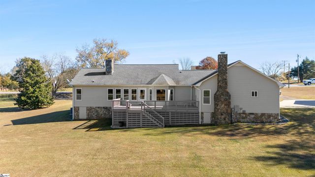 5981 Highway 357, Campobello, SC 29322