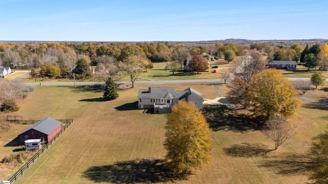 5981 Highway 357, Campobello, SC 29322