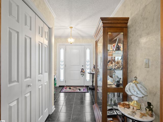 5981 Highway 357, Campobello, SC 29322