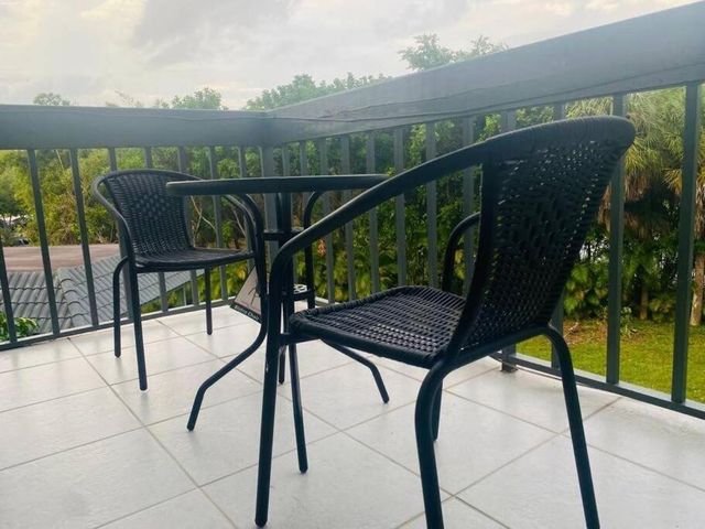 2000 N Congress N 302, West Palm Beach, FL 33401