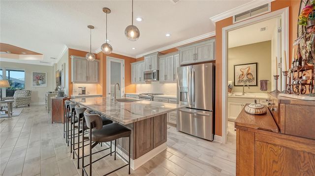 10016 LAKE WALES CIRCLE, Sarasota, FL 34241