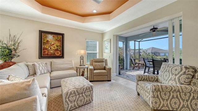 10016 LAKE WALES CIRCLE, Sarasota, FL 34241