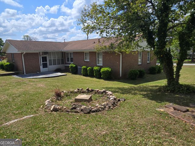 101 Skyline Drive, Barnesville, GA 30204