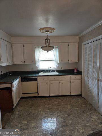 101 Skyline Drive, Barnesville, GA 30204