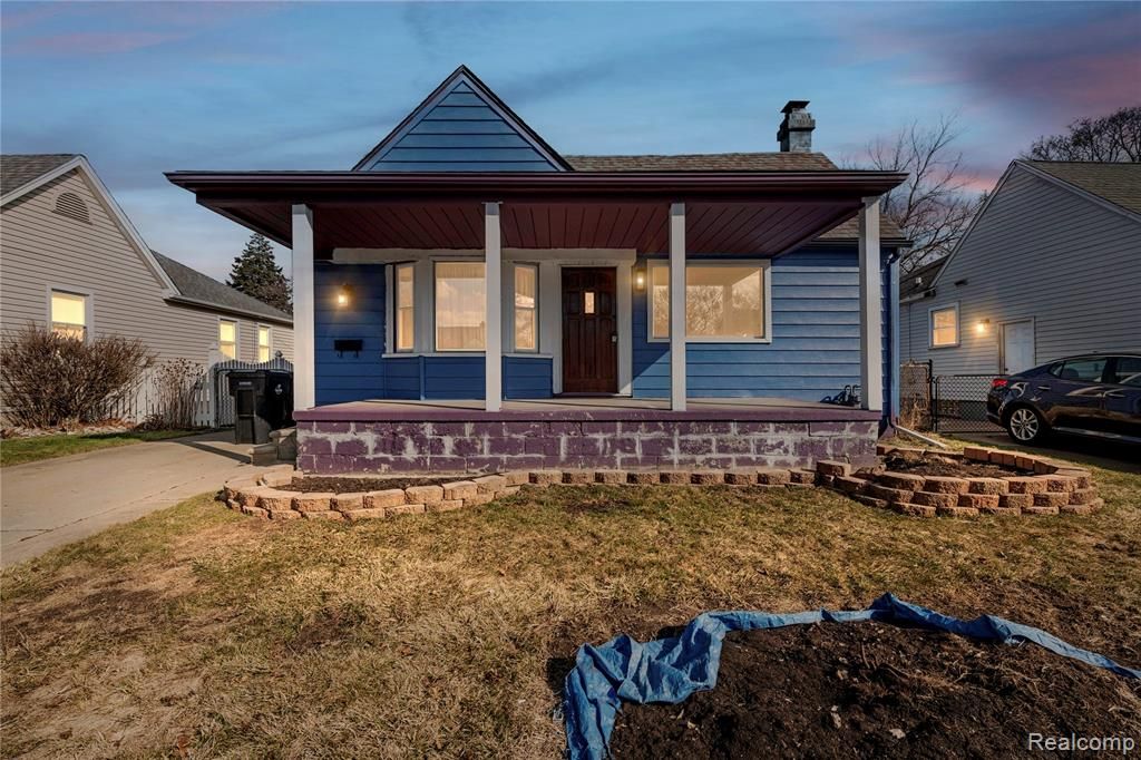 1047 22nd Street, Wyandotte, MI 48192