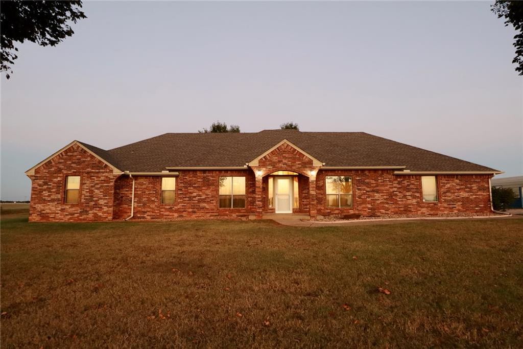 104278 S Homestead Drive, Mcloud, OK 74851