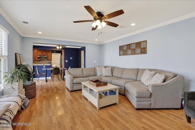 90 Evesboro Lane, Freehold, NJ 07728