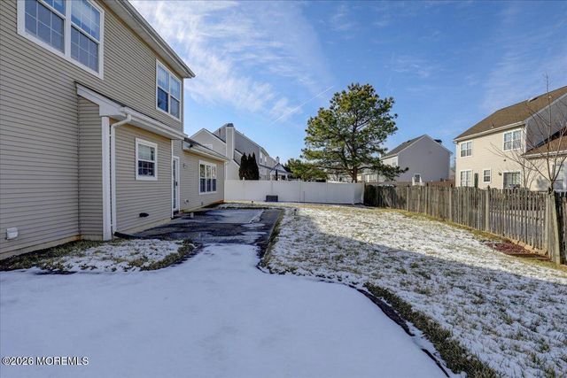 90 Evesboro Lane, Freehold, NJ 07728