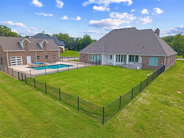 318 Arapahoe Ridge, Weatherford, TX 76087