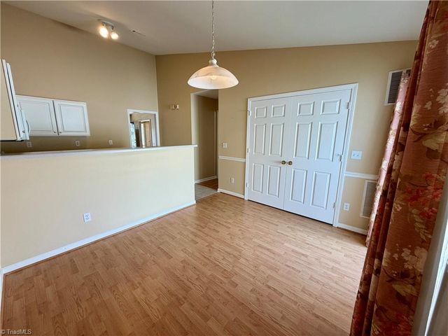 2418 Wynbrook Square Court, Winston-salem, NC 27103