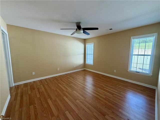 2418 Wynbrook Square Court, Winston-salem, NC 27103