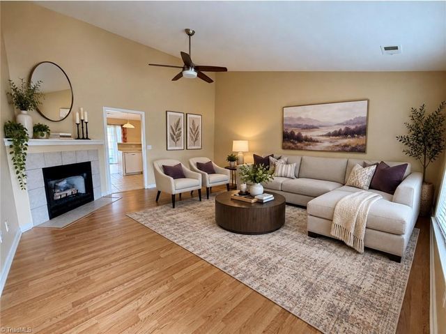 2418 Wynbrook Square Court, Winston-salem, NC 27103