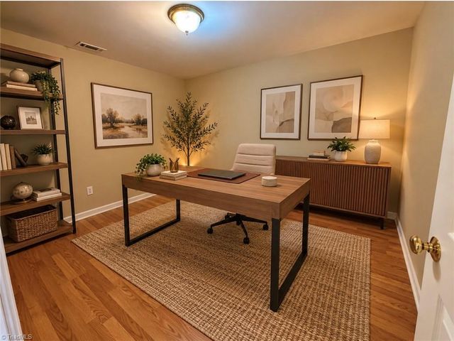 2418 Wynbrook Square Court, Winston-salem, NC 27103