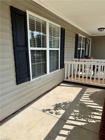 2418 Wynbrook Square Court, Winston-salem, NC 27103