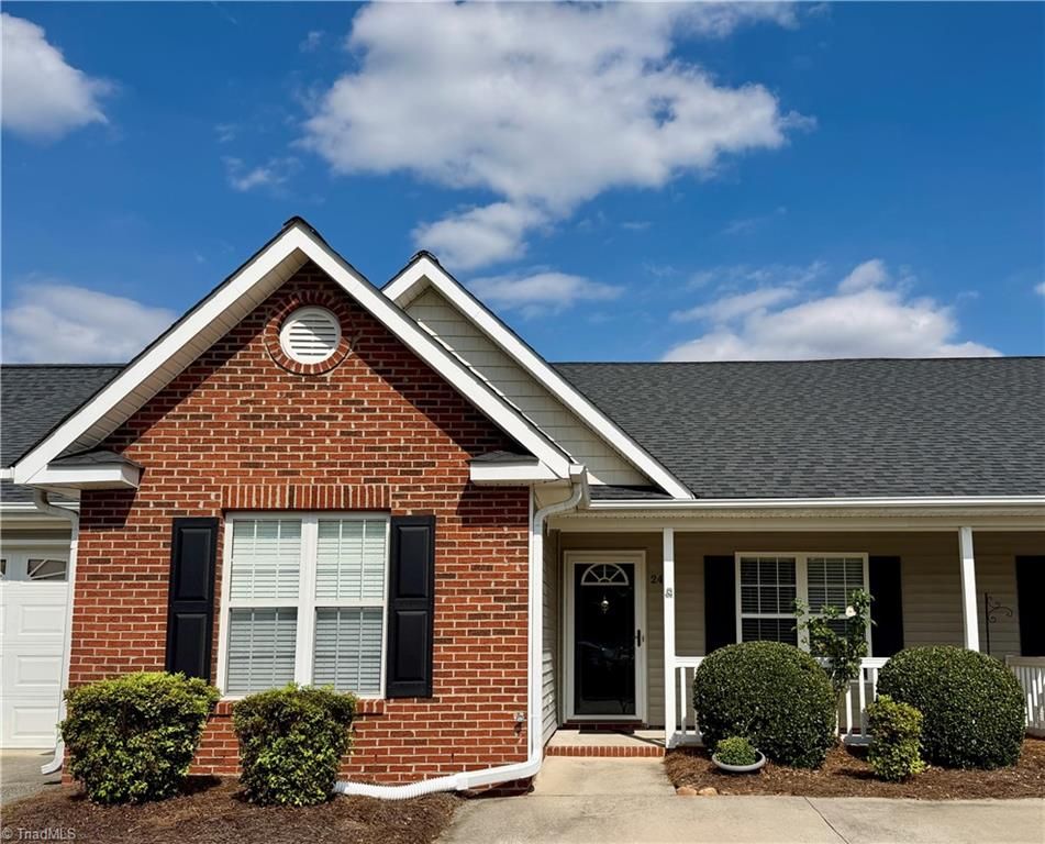 2418 Wynbrook Square Court, Winston-salem, NC 27103